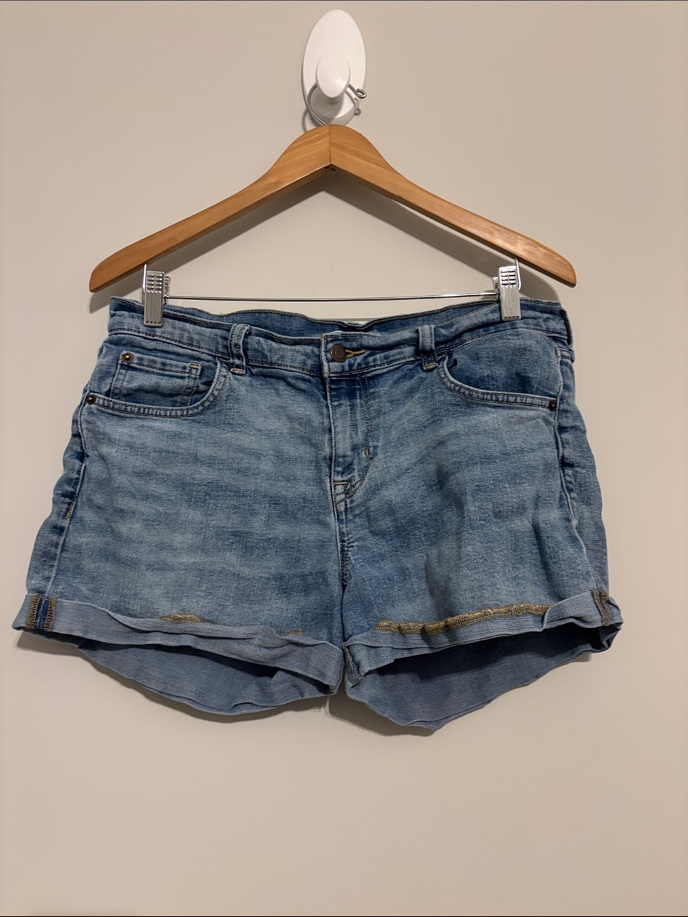 Old Navy Denim Boyfriend Shorts Sz 12